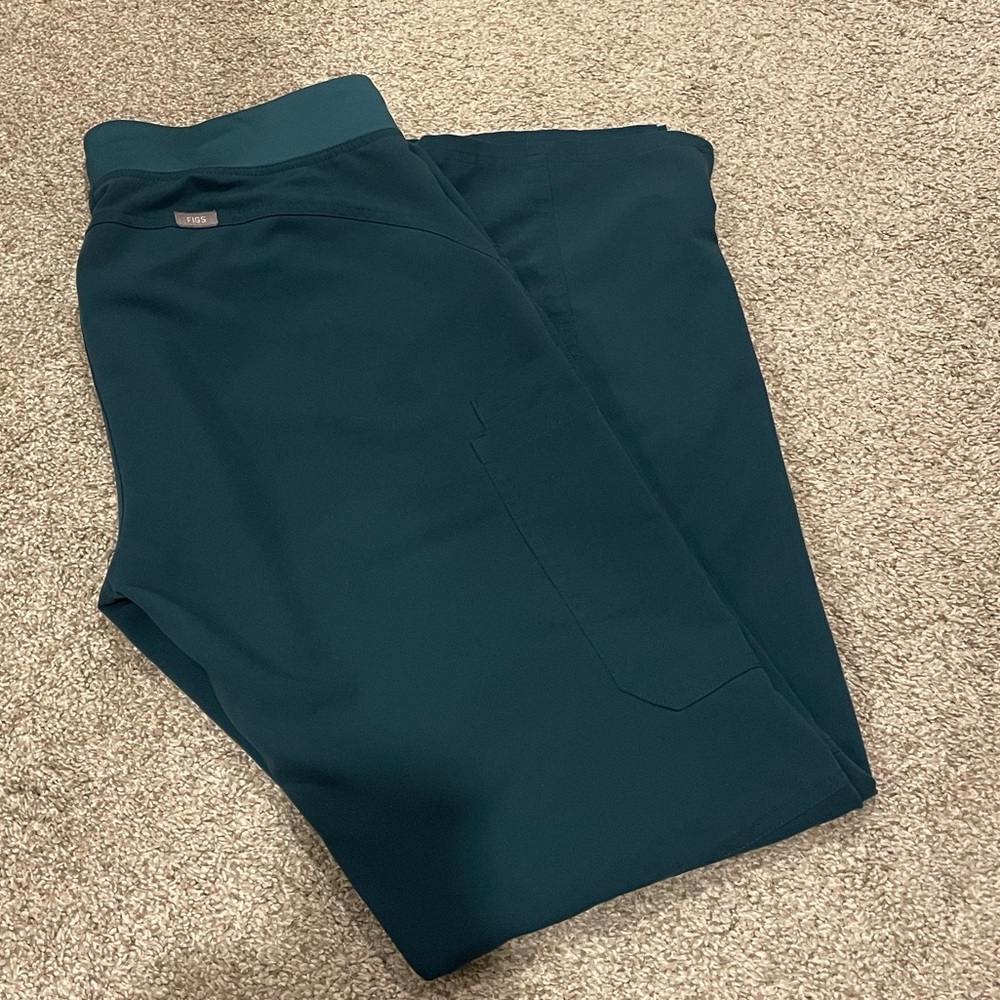 Caribbean Blue MT Figs